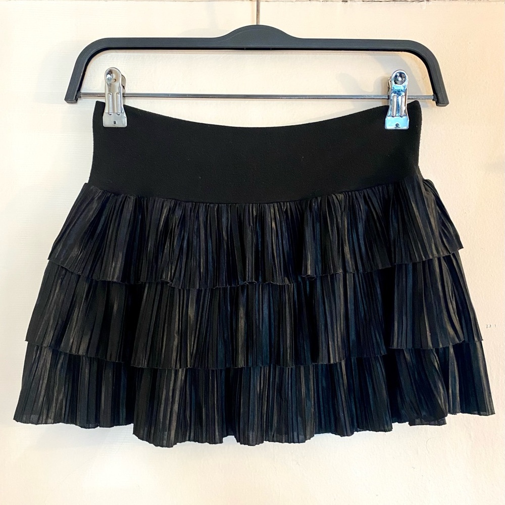 Black Flounce Mini Skirt - Sz Sm